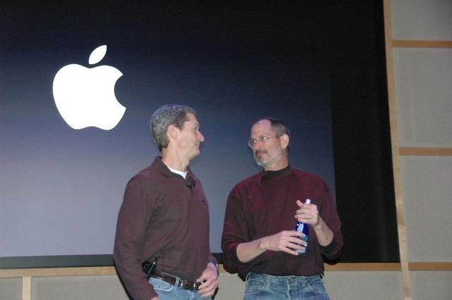 执掌苹果5年，库克从乔布斯阴影中走出了吗？
